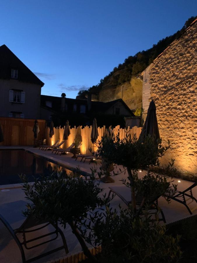 La Villa Du 15 - Chambres Independantes & Autonomes Du Restaurant La Maison - Clim Et Piscine Chauffee - Lit King Size Les Eyzies Exterior foto