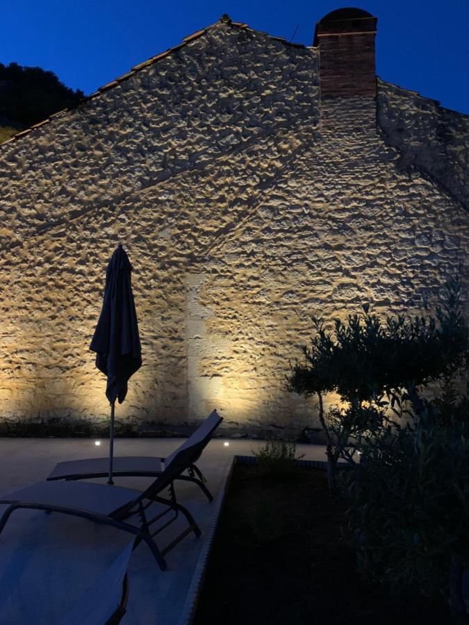 La Villa Du 15 - Chambres Independantes & Autonomes Du Restaurant La Maison - Clim Et Piscine Chauffee - Lit King Size Les Eyzies Exterior foto